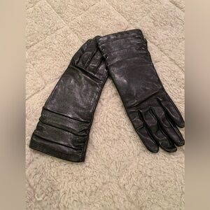 Black Leather Gloves with Lining for Women